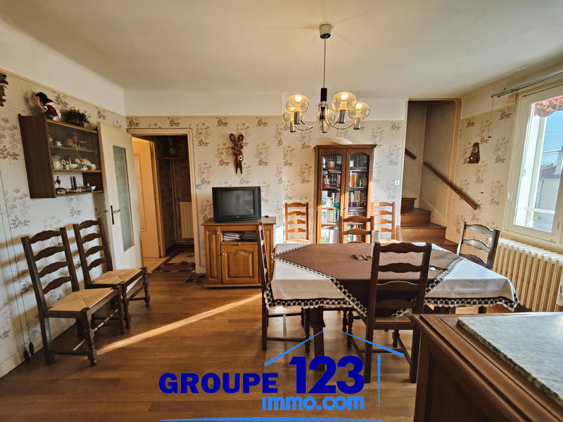 Maison - 83 m² - 5 pièces