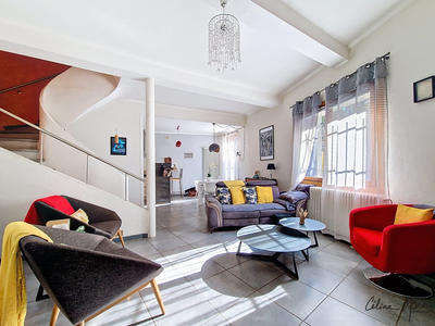 Maison - 160 m² - 6 pièces