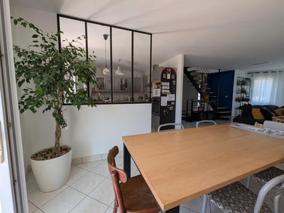 Maison - 140 m² - 5 pièces