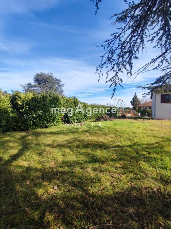 Terrain constructible - 760 m²