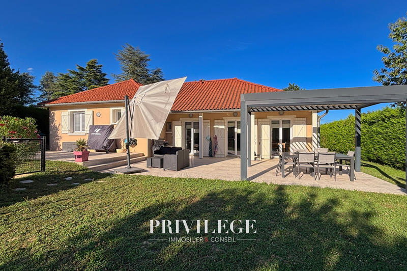 Maison - 184 m² - 6 pièces