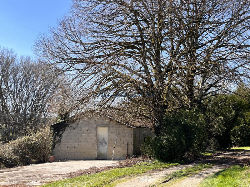 Maison - 233 m² - 8 pièces