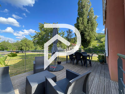 Maison - 174 m² - 8 pièces