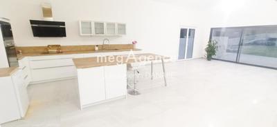 Maison d'architecte - 216 m² - 8 pièces