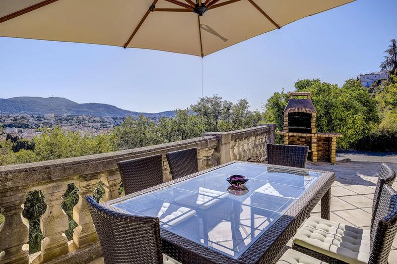 Maison - 141 m² - 3 pièces