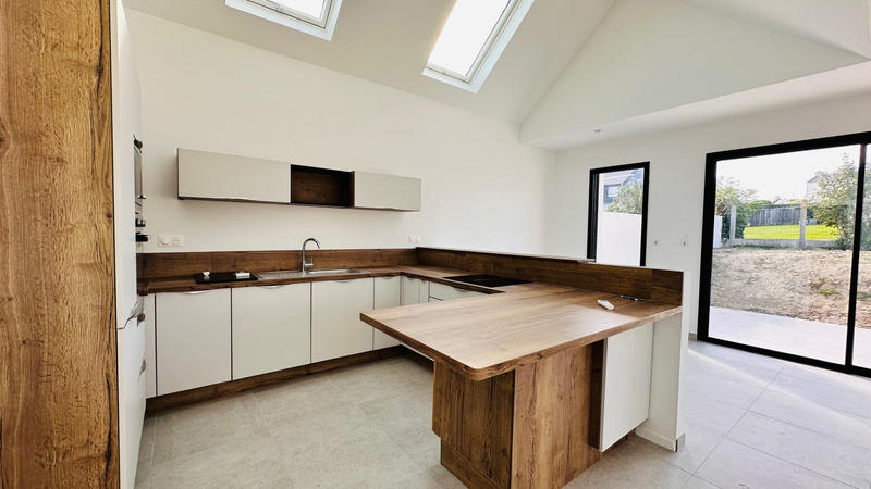 Maison - 103 m² - 4 pièces