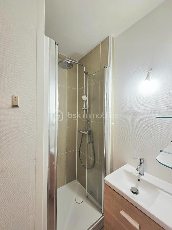 Studio - 14 m² - 1 pièce