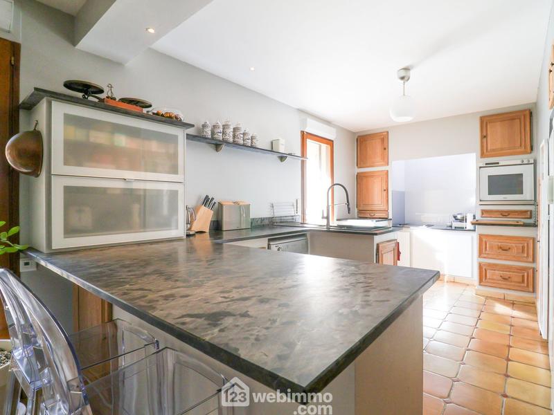 Villa - 166 m² - 5 pièces