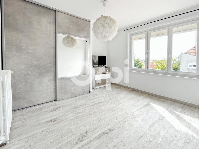 Maison - 88 m² - 4 pièces