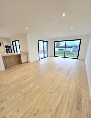 Maison contemporaine - 135 m² - 6 pièces