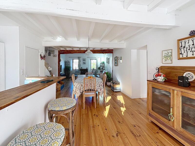 Maison - 100 m² - 4 pièces