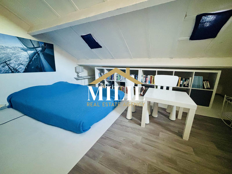 Villa - 245 m² - 7 pièces