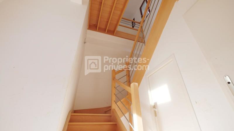 Appartement - 134 m² - 2 pièces