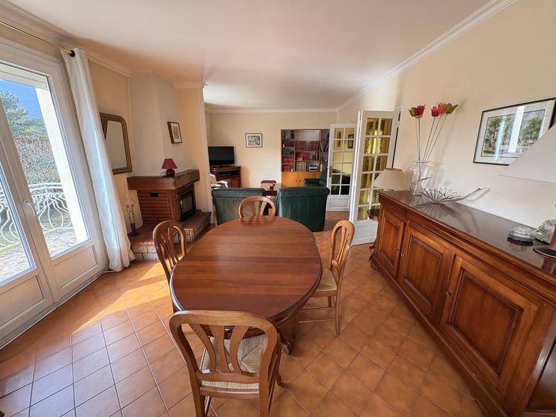 Maison - 162 m² - 6 pièces