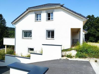 Maison - 135 m² - 6 pièces