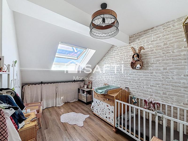 Maison - 96 m² - 4 pièces