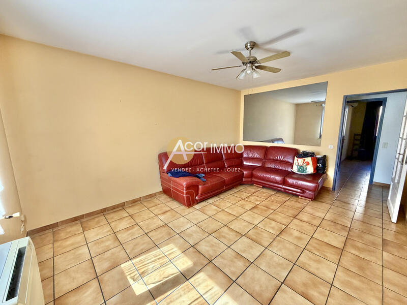 Maison - 182 m² - 6 pièces