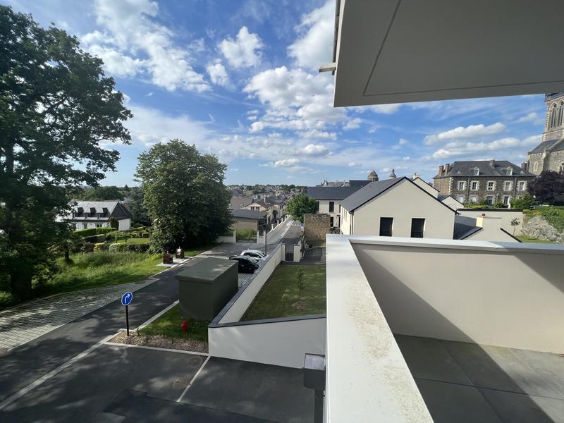 Appartement - 90 m² - 4 pièces