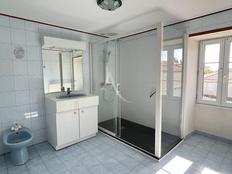 Maison - 167 m² - 4 pièces