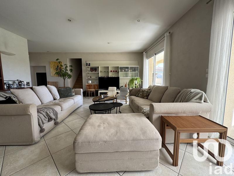 Maison de maîtres - 260 m² - 10 pièces