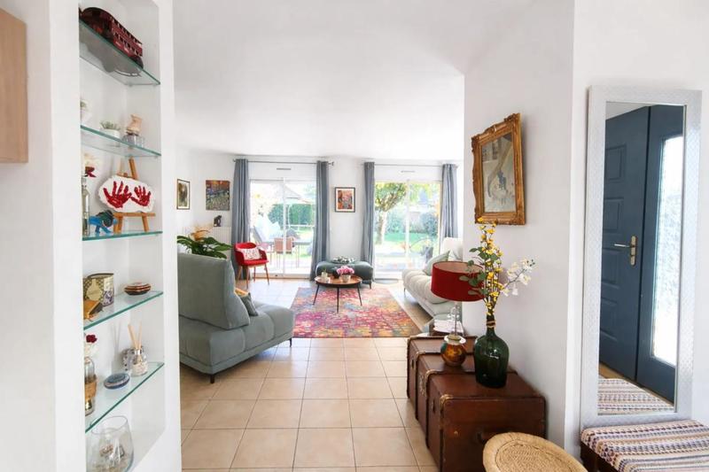 Maison - 187 m² - 7 pièces