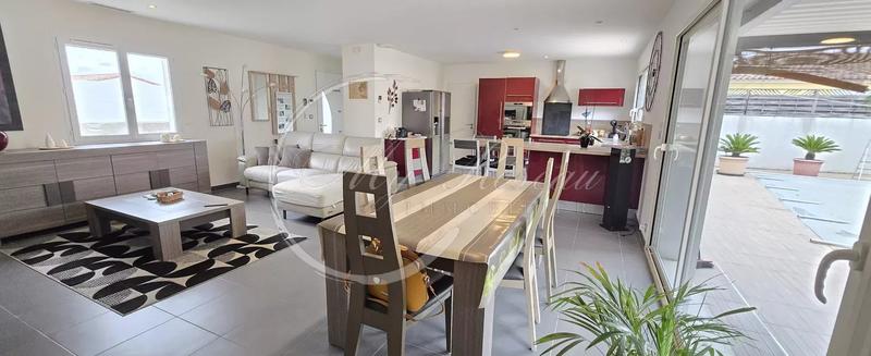 Maison - 100 m² - 4 pièces