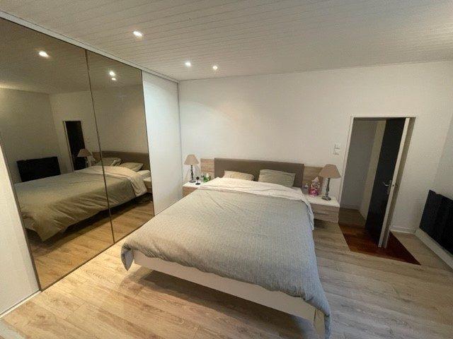 Maison - 185 m² - 8 pièces