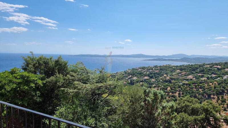 Maison - 80 m² - 5 pièces