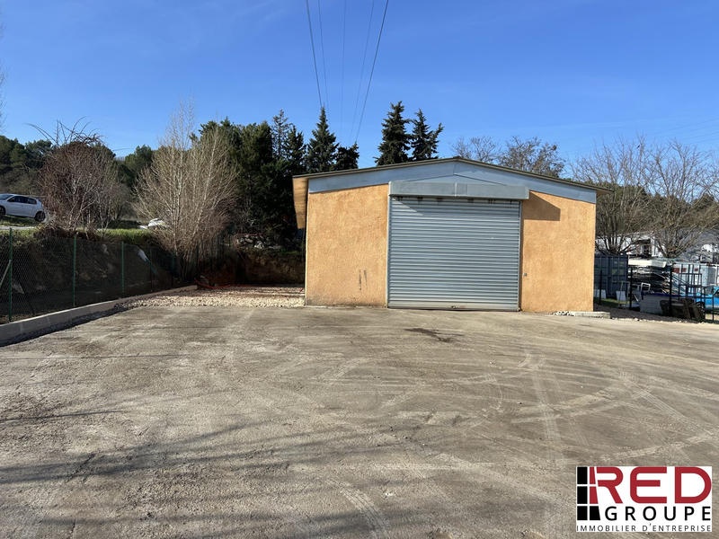 Entrepôt - 150 m²