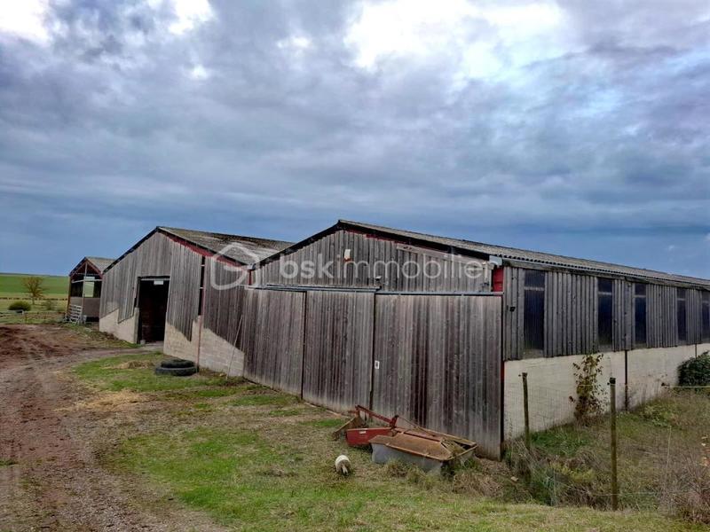 Maison de domaine équestre - 2 112 m² - 1 pièce