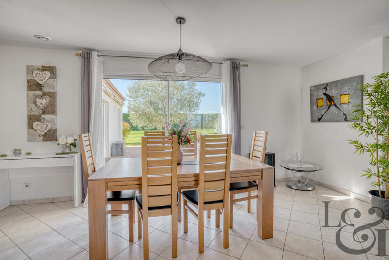 Maison - 190 m² - 8 pièces