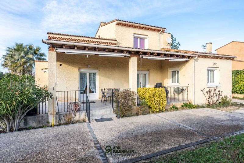 Maison - 195 m² - 6 pièces