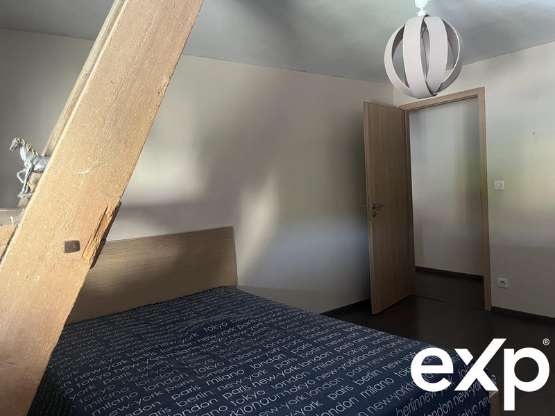 Maison - 298 m² - 12 pièces