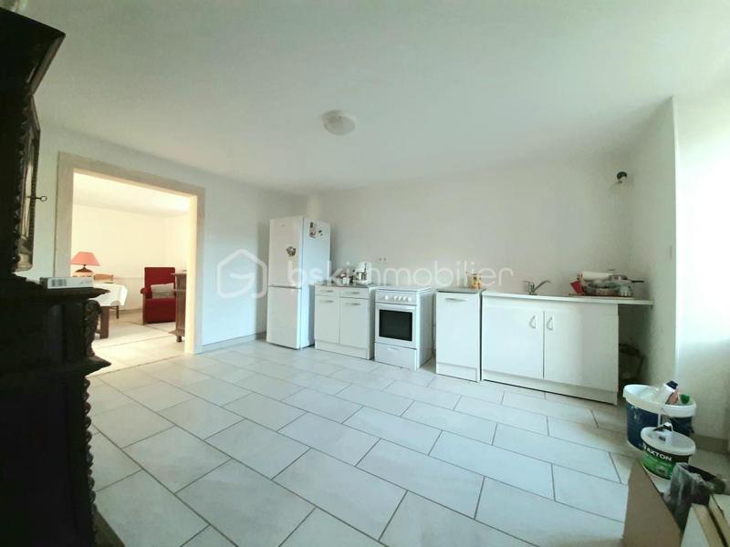 Maison en pierre - 79 m² - 3 pièces