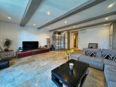 Duplex - 121 m² - 6 pièces