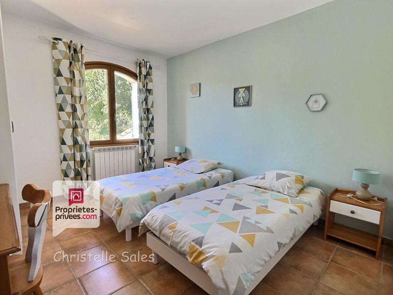 Maison - 190 m² - 8 pièces