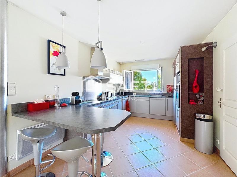 Maison - 126 m² - 5 pièces