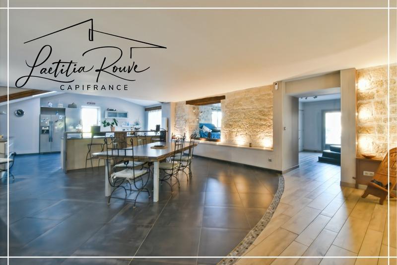 Maison - 370 m² - 8 pièces