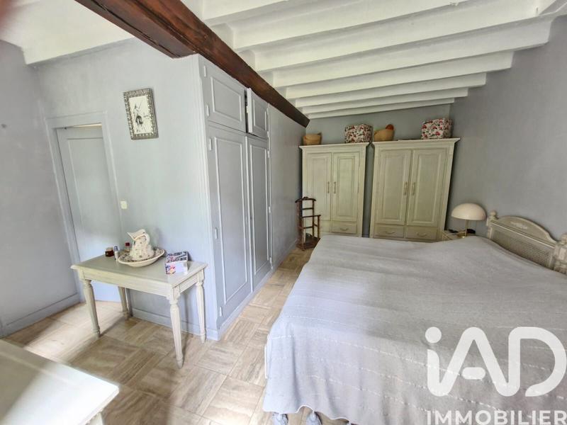 Maison - 200 m² - 11 pièces