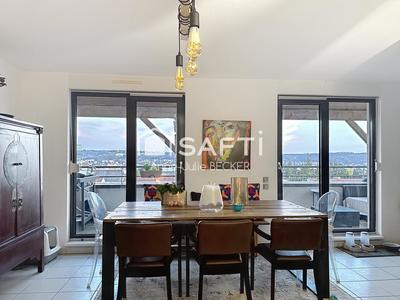 Appartement - 92 m² - 5 pièces