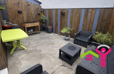 Maison - 90 m² - 4 pièces