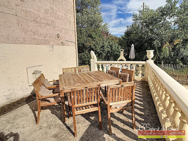 Maison - 280 m² - 4 pièces