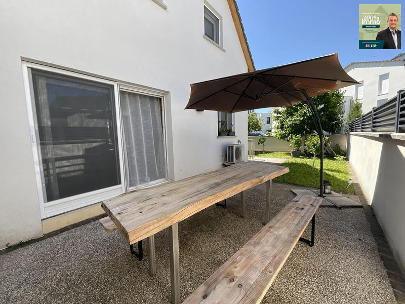 Maison traditionnelle - 94 m² - 5 pièces