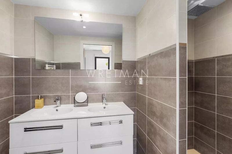 Appartement - 112 m² - 4 pièces