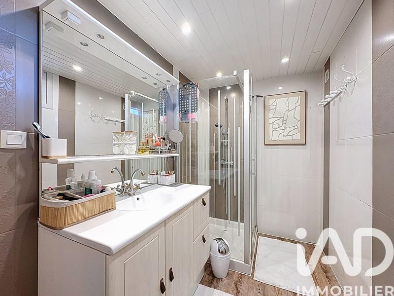 Maison - 179 m² - 6 pièces