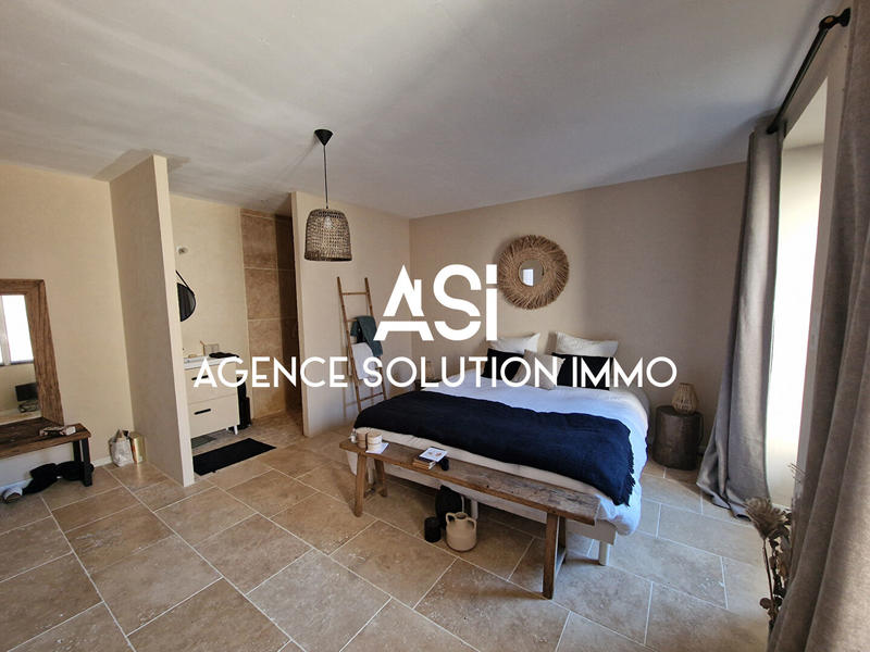 Maison - 405 m² - 10 pièces