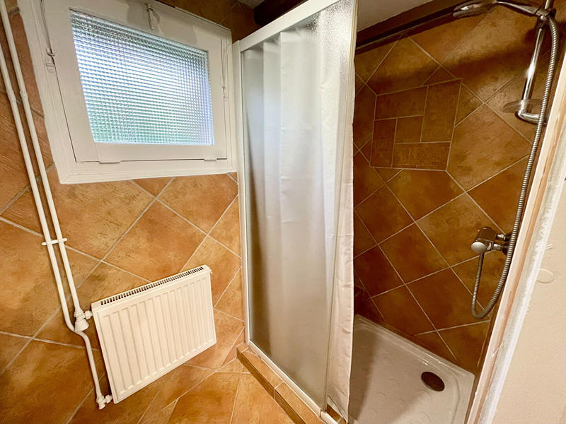 Demeure - 233 m² - 10 pièces