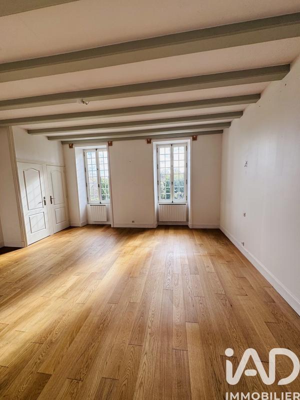 Maison - 252 m² - 7 pièces