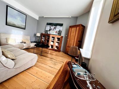 Maison - 175 m² - 8 pièces