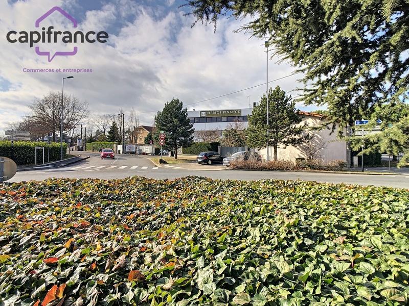 Bureau - 426 m² - 13 pièces